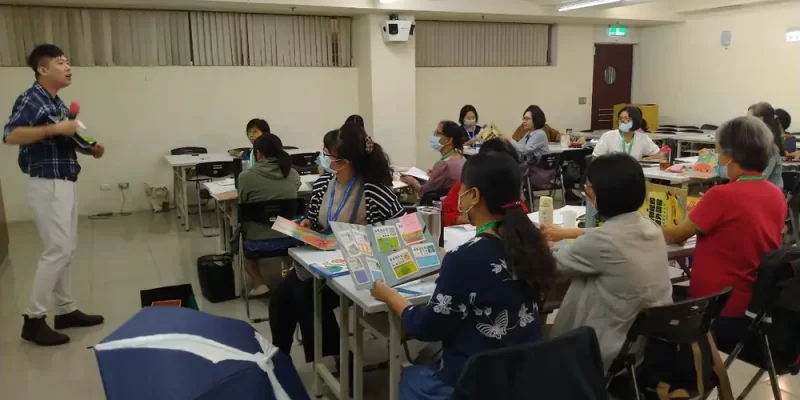 活動文章 《博物館的意外訪客-穿越能源宇宙》繪本說故事志工培訓工作坊( 特色圖片