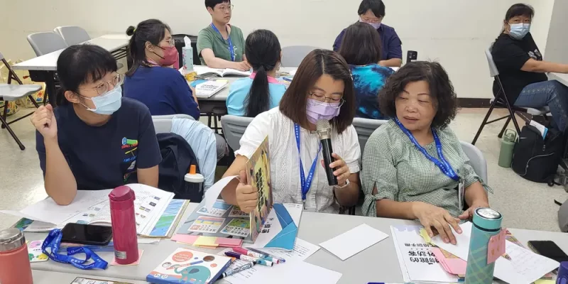 活動文章 《博物館的意外訪客-穿越能源宇宙》繪本說故事志工培訓工作坊( 特色圖片